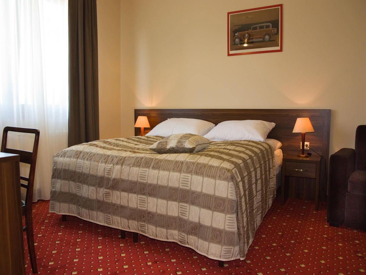 Hotel Kochanow Kochanow  المظهر الخارجي الصورة