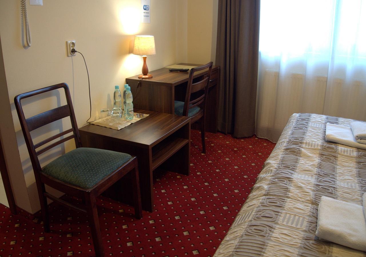 Hotel Kochanow Kochanow  المظهر الخارجي الصورة