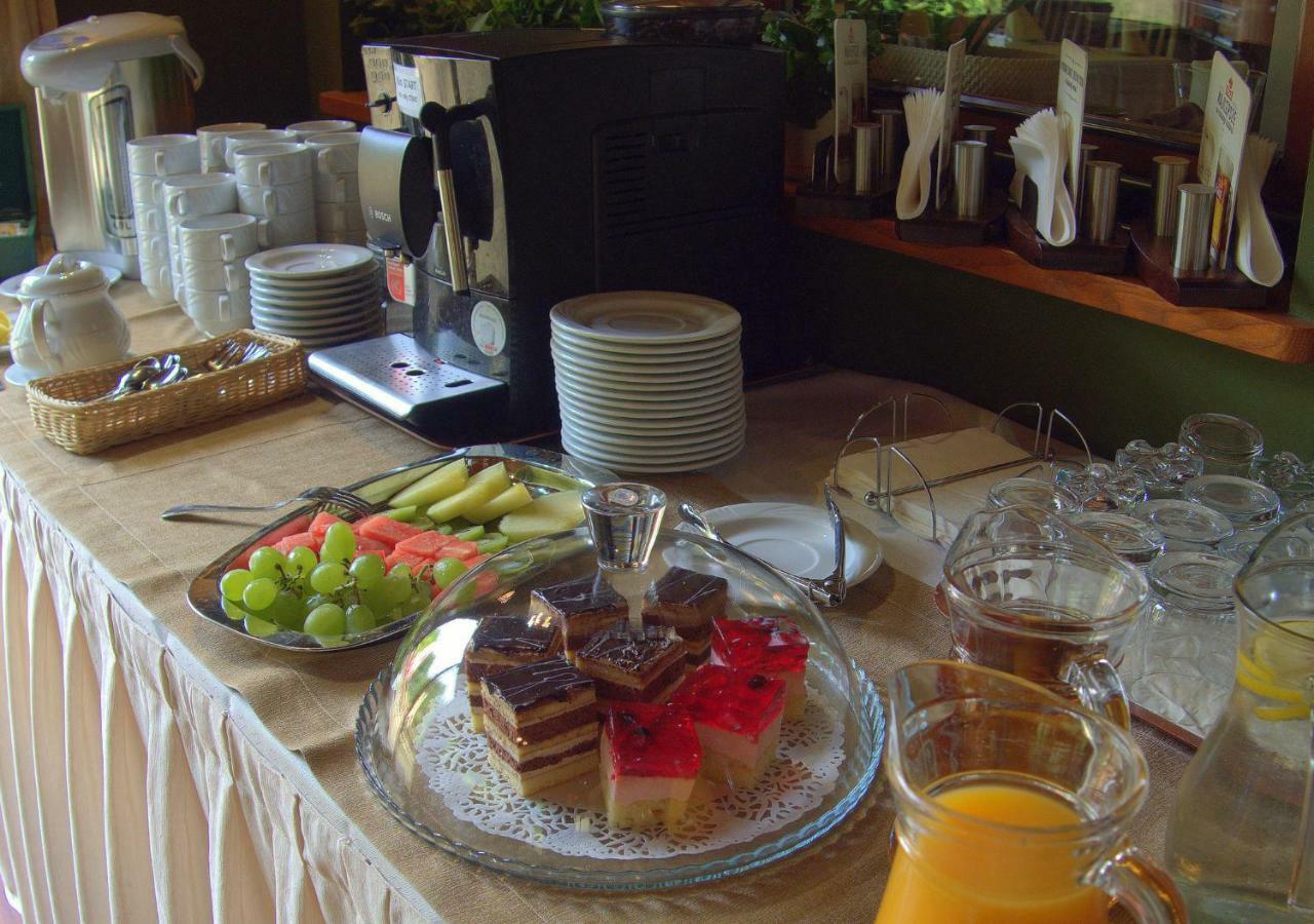Hotel Kochanow Kochanow  المظهر الخارجي الصورة